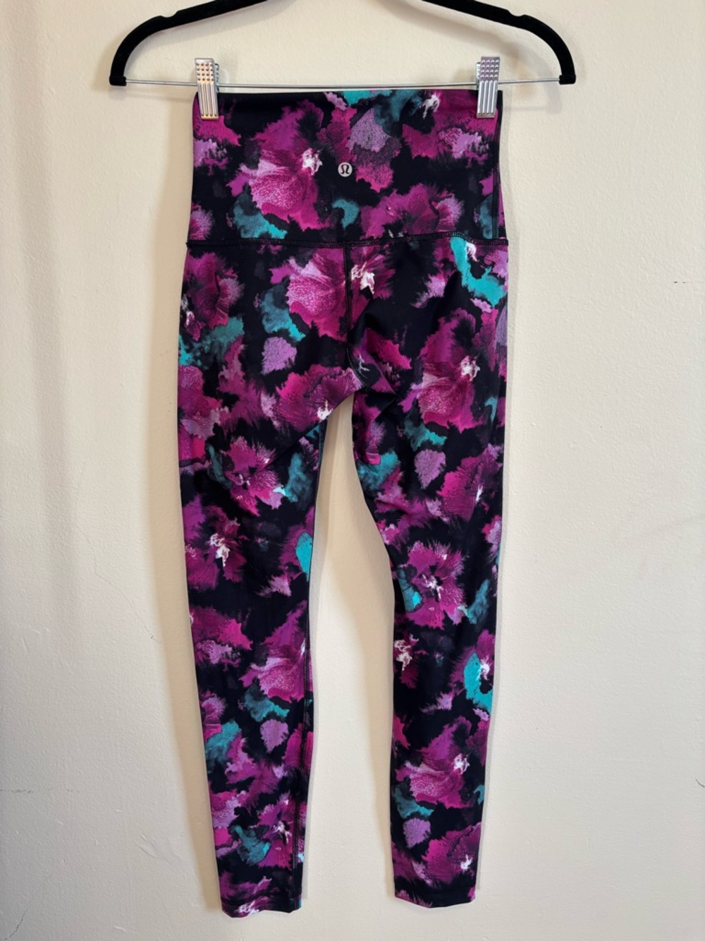 Lululemon Floral Print Wunder Under Pant (Hi-Rise) Size 4